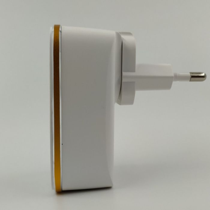 Сетевое зарядное устройство на 4USB выхода LDNIO