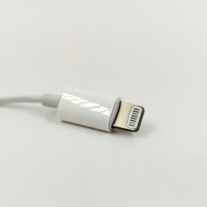 Аудио адаптер Lightning - 3,5mm(AUX)