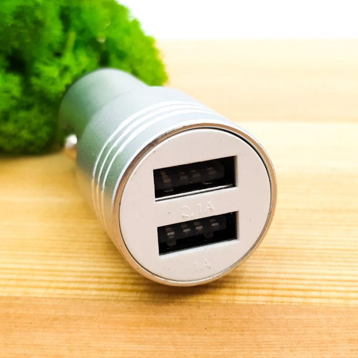 Автомобильный блок питания металлический 2USB 2,4A