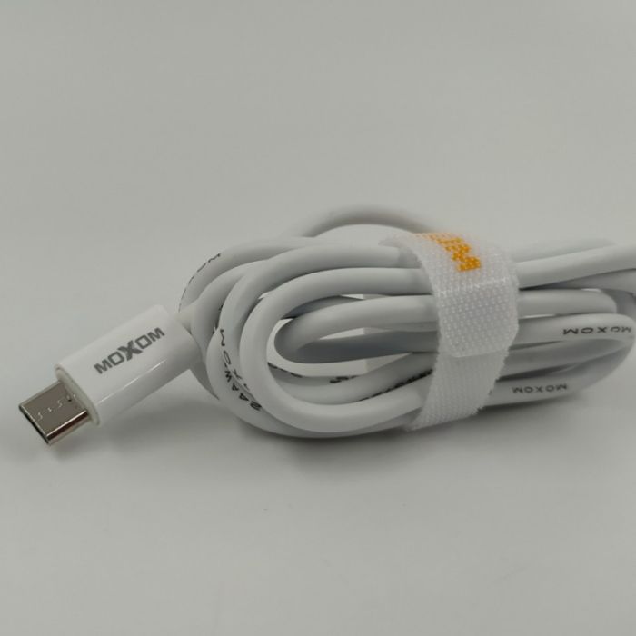Автомобильное зарядное устройство Micro USB MOXOM KC15