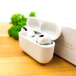 Беспроводные  наушники с беспроводной зарядкой(чехол в комплекте)  Apple AirPods Pro XO F70 Plus