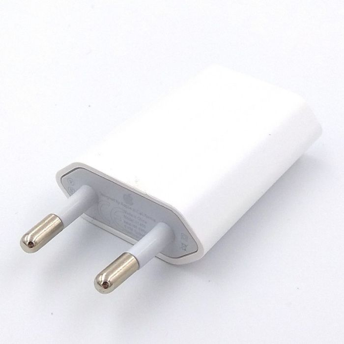 Оригинальный блок питания 5V/1A iPhone