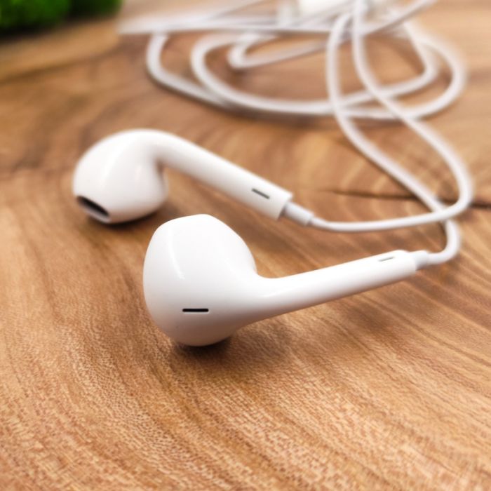 Проводные Bluetooth наушники Lightning  EarPods XO EP13