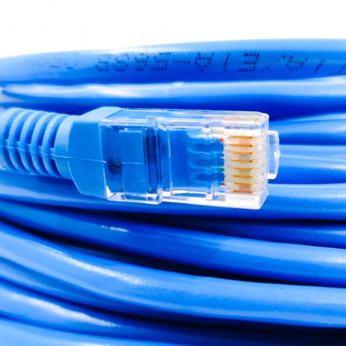 Усиленный интернет кабель 20м